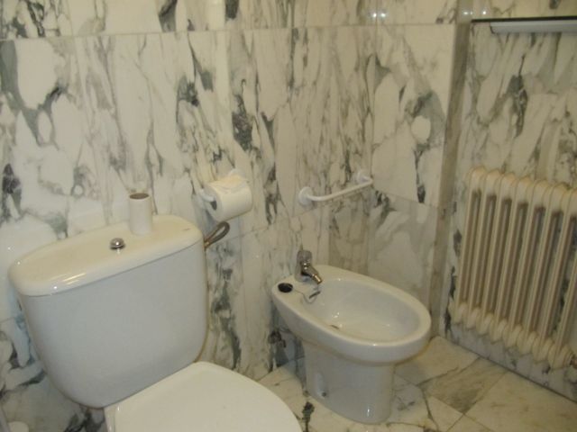 トイレの水漏れリスクと安心を守るために知っておきたい予防と業者活用術